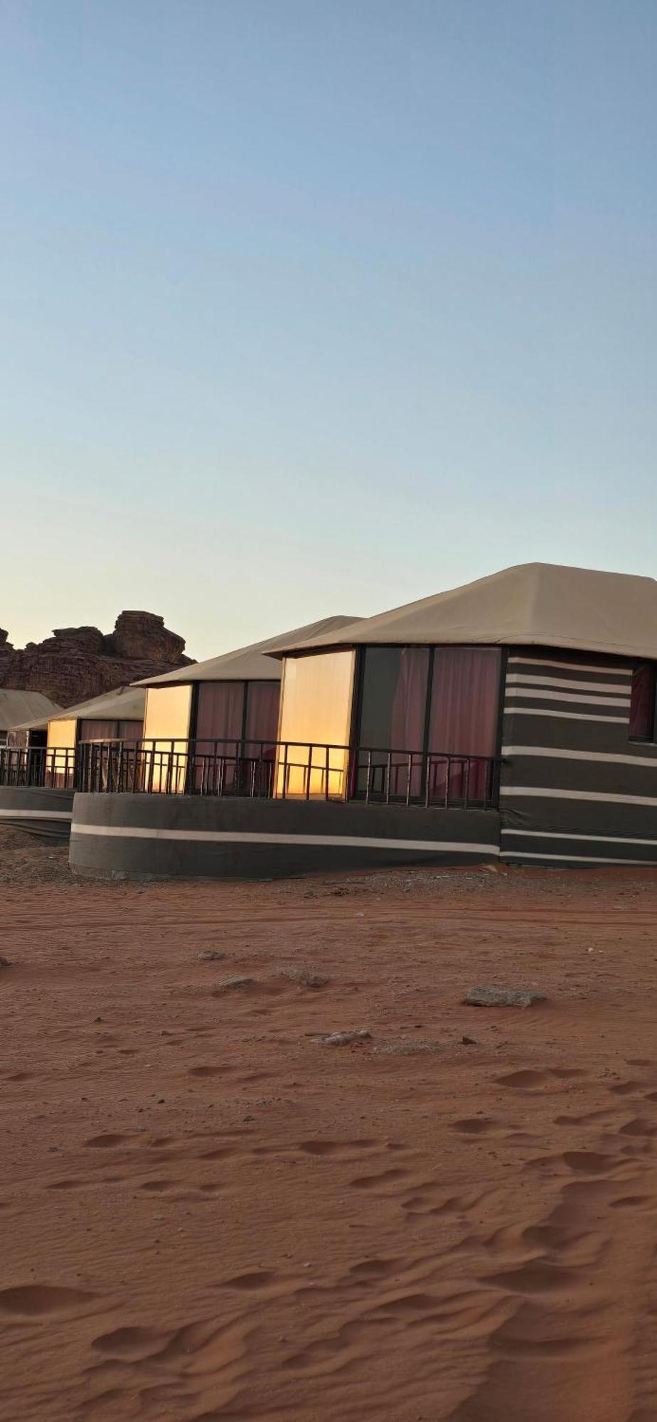 Wadi Rum Candles Camp מראה חיצוני תמונה