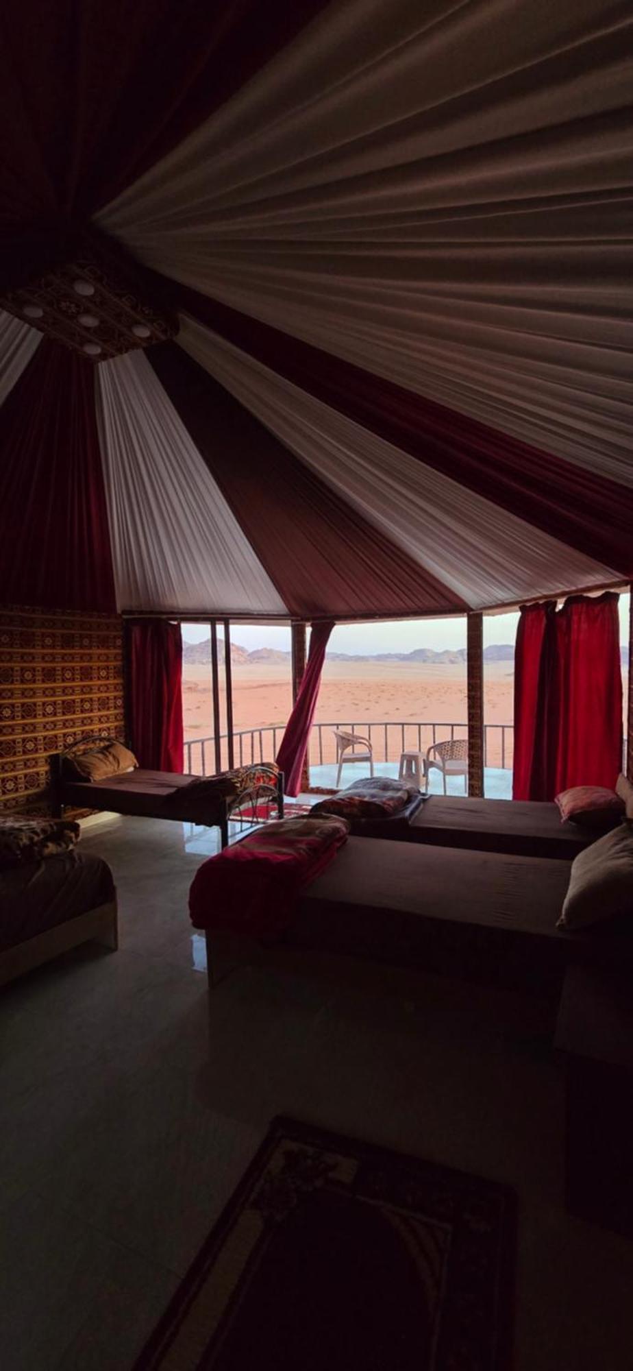 Wadi Rum Candles Camp מראה חיצוני תמונה