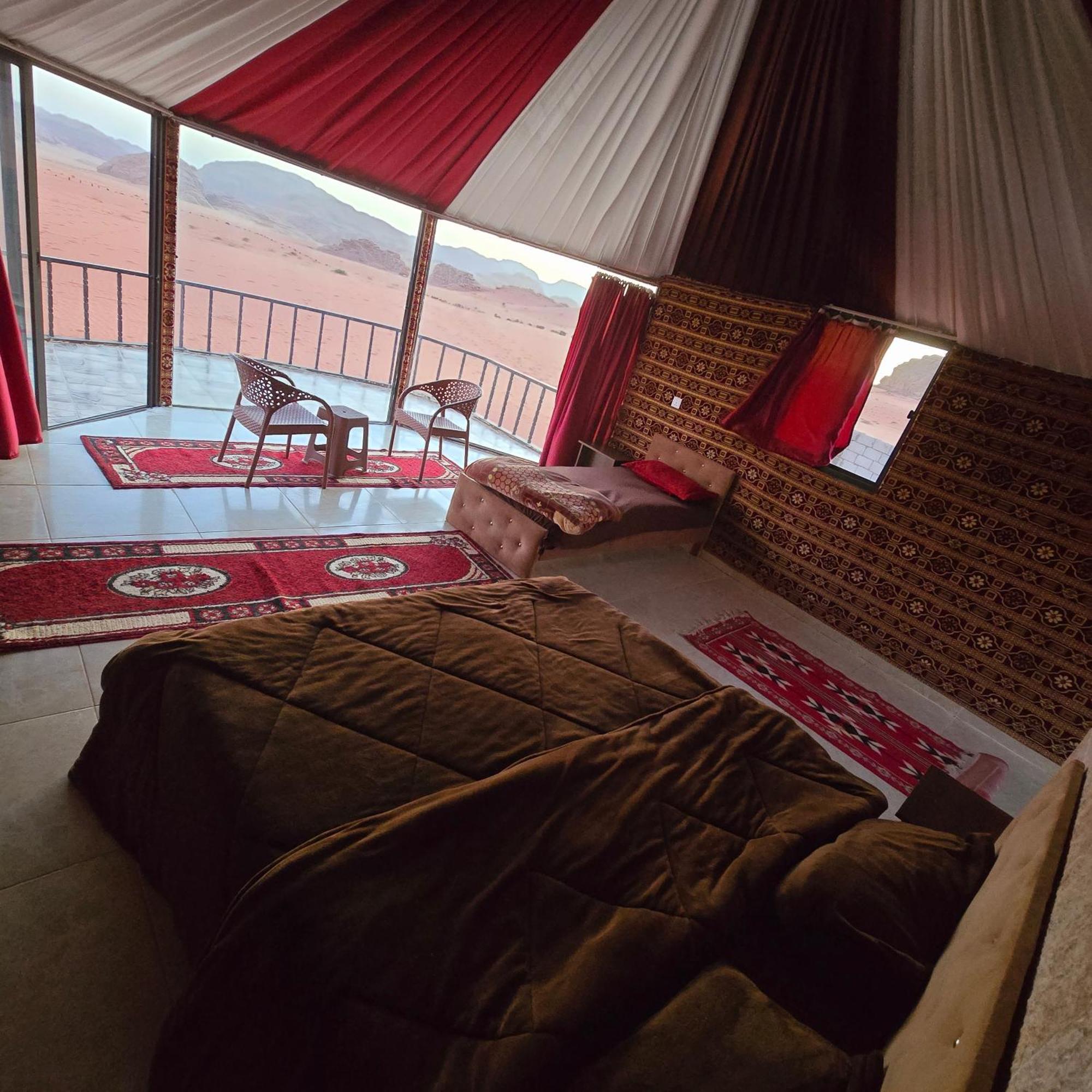 Wadi Rum Candles Camp מראה חיצוני תמונה