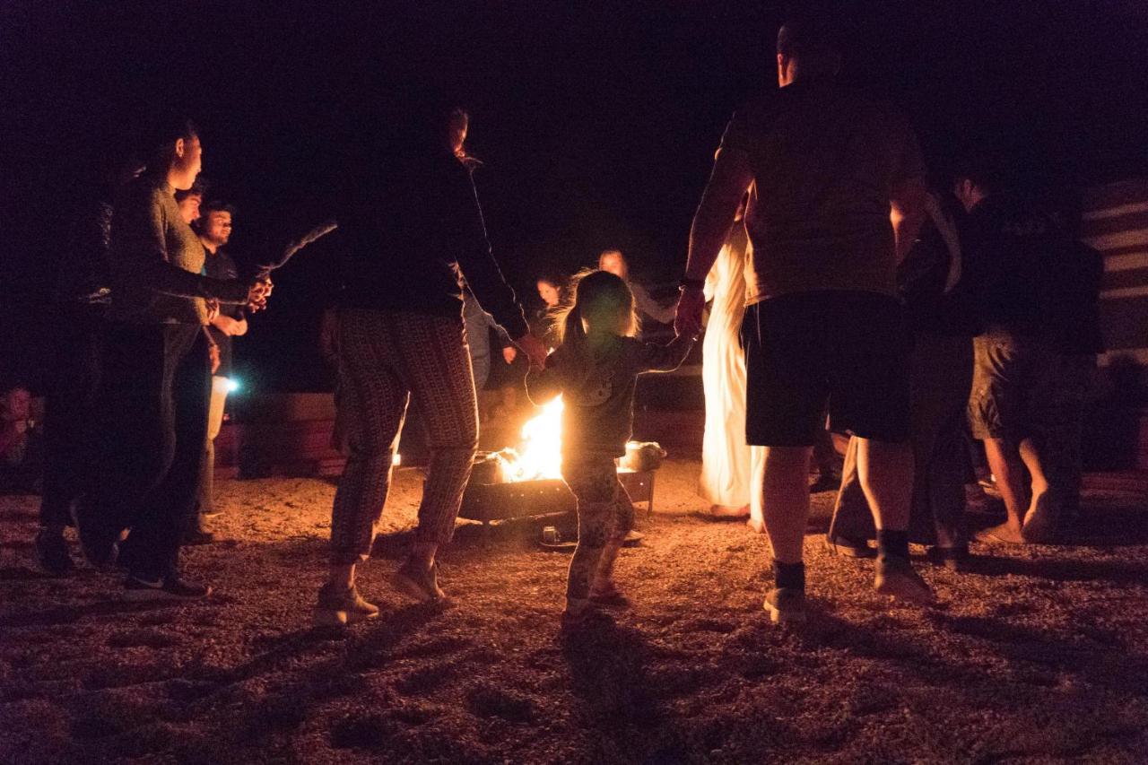 Wadi Rum Candles Camp מראה חיצוני תמונה