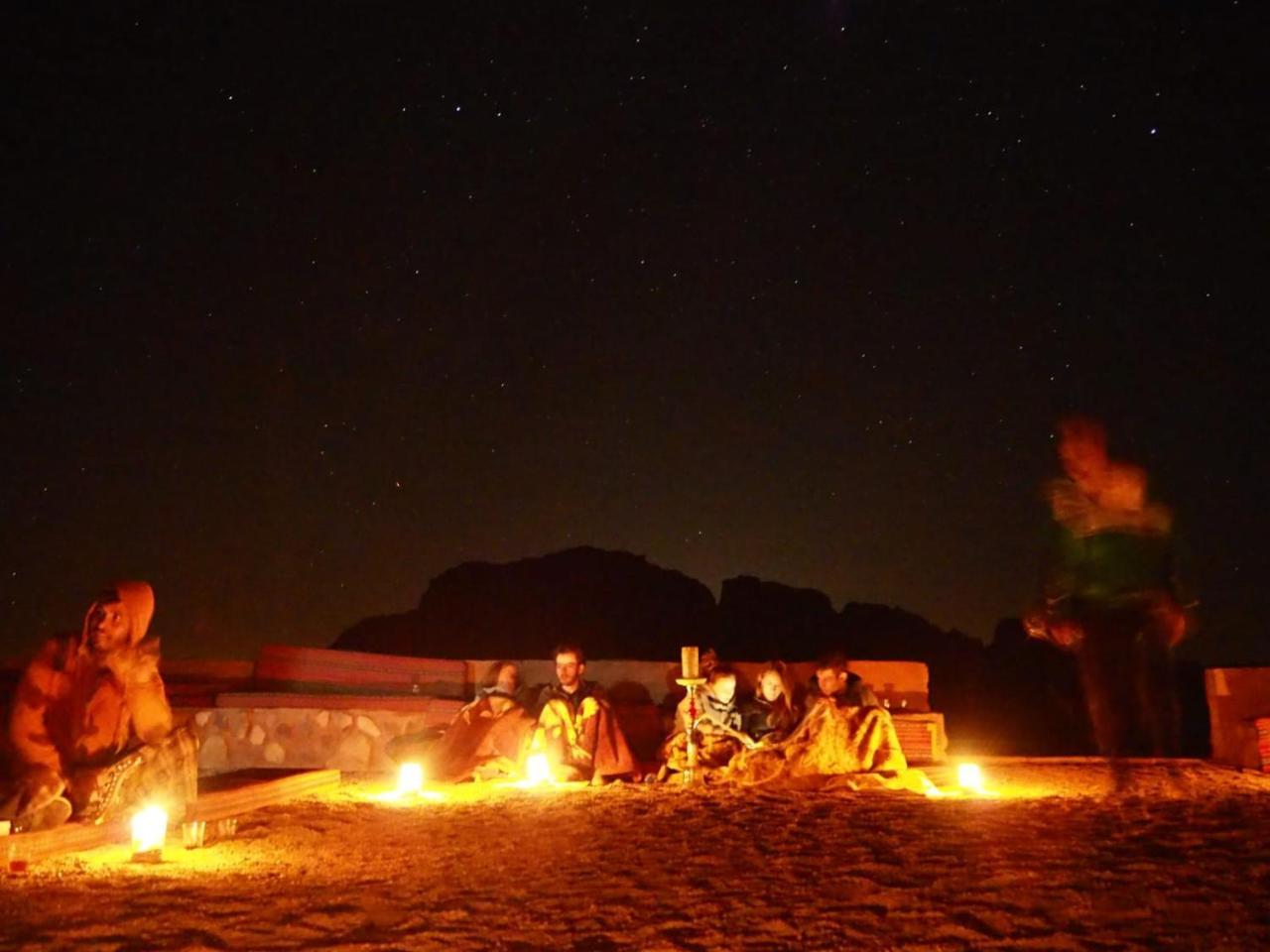 Wadi Rum Candles Camp מראה חיצוני תמונה